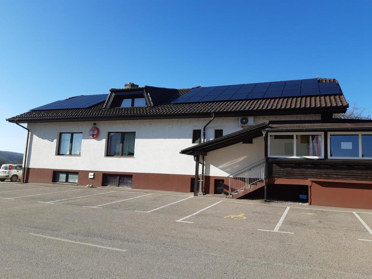 Gostisce Pri Rudiju Hotel Salovci Exterior foto